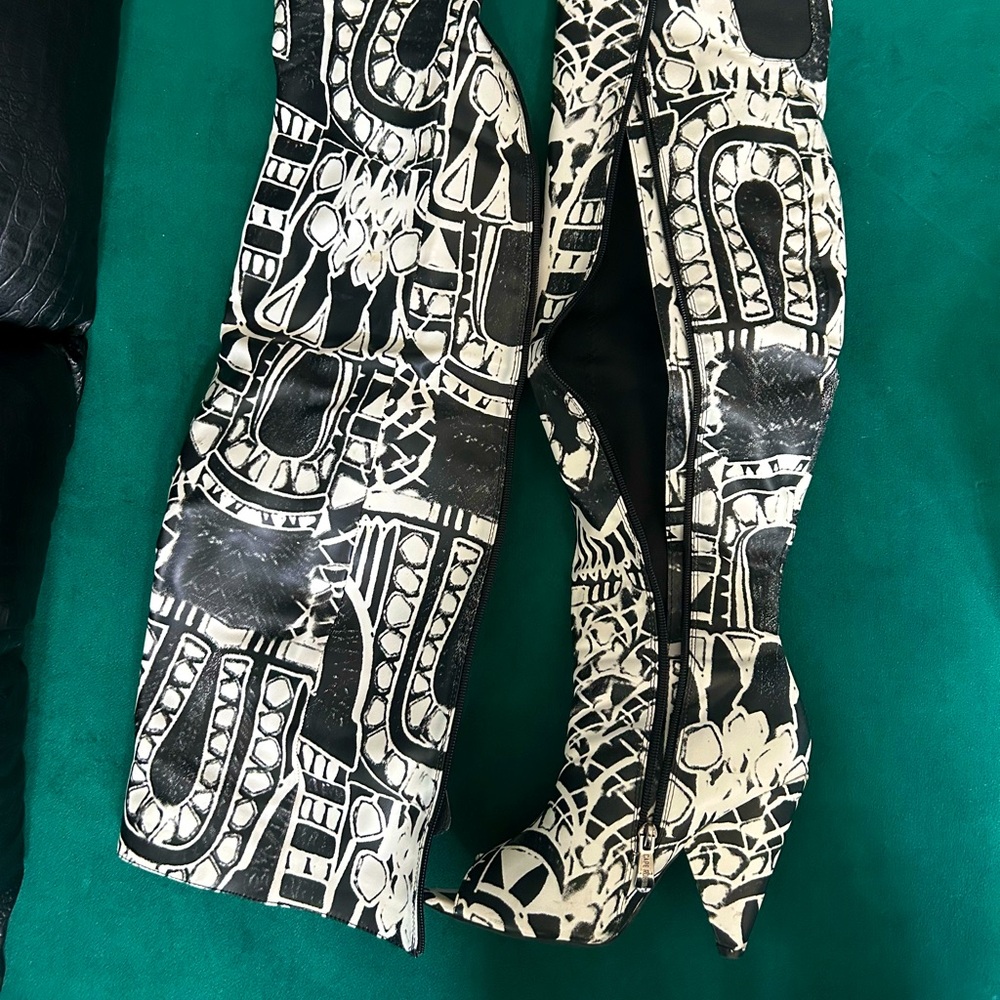 Abstract Knee high boots